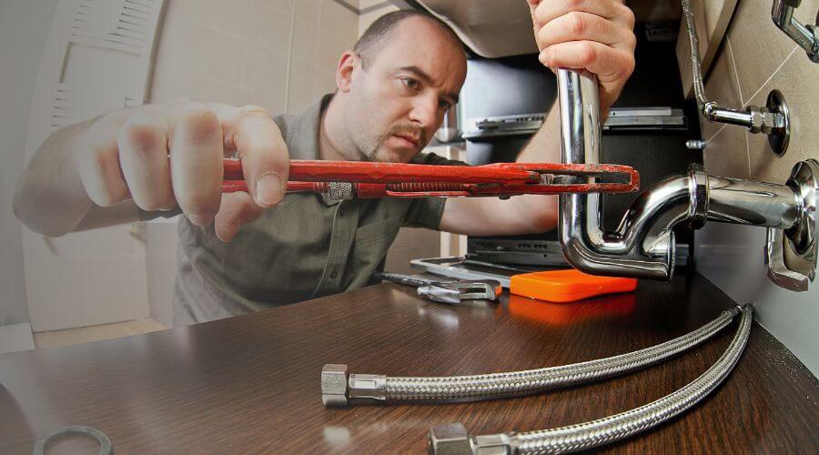 Expert burst pipe repair services in Newkirk, OK